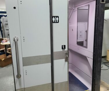 SCRRA-metrolink-Toilet module (4)
